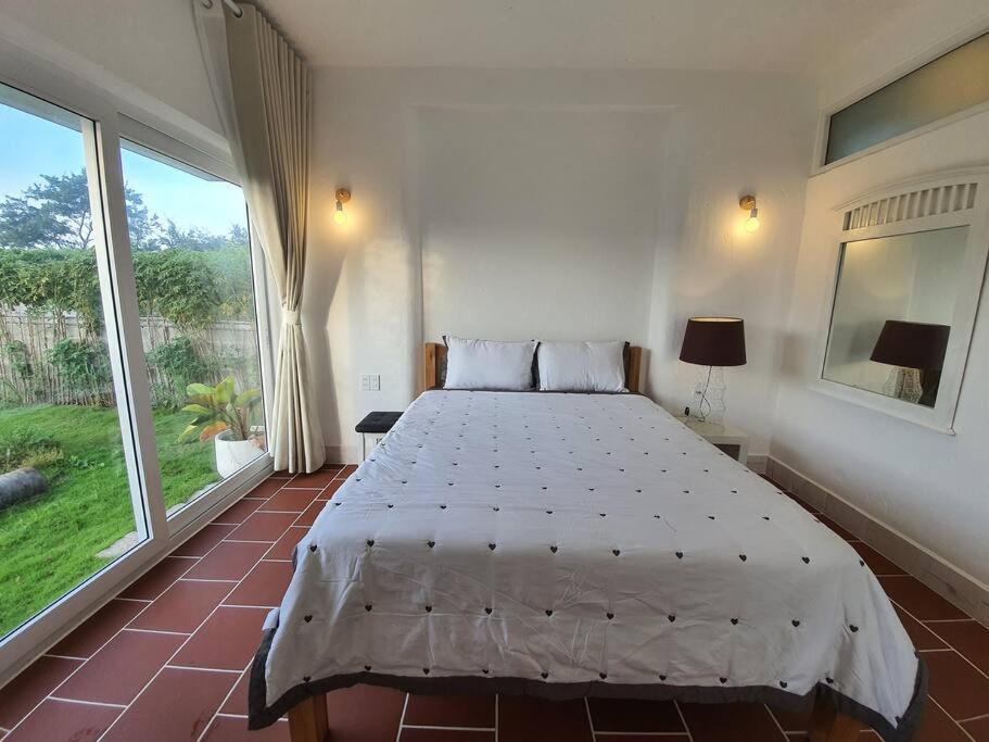 Ho Lan Retreat, Villa Mat Bien Danh Cho 8 Nguoi. Pho Tri Eksteriør bilde