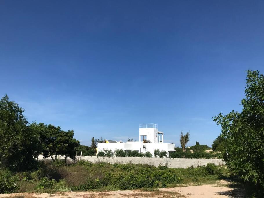 Ho Lan Retreat, Villa Mat Bien Danh Cho 8 Nguoi. Pho Tri Eksteriør bilde